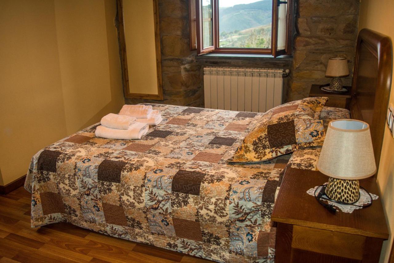 Apartamentos Rurales Tia Vicenta Santa Eulalia de Oscos Luaran gambar
