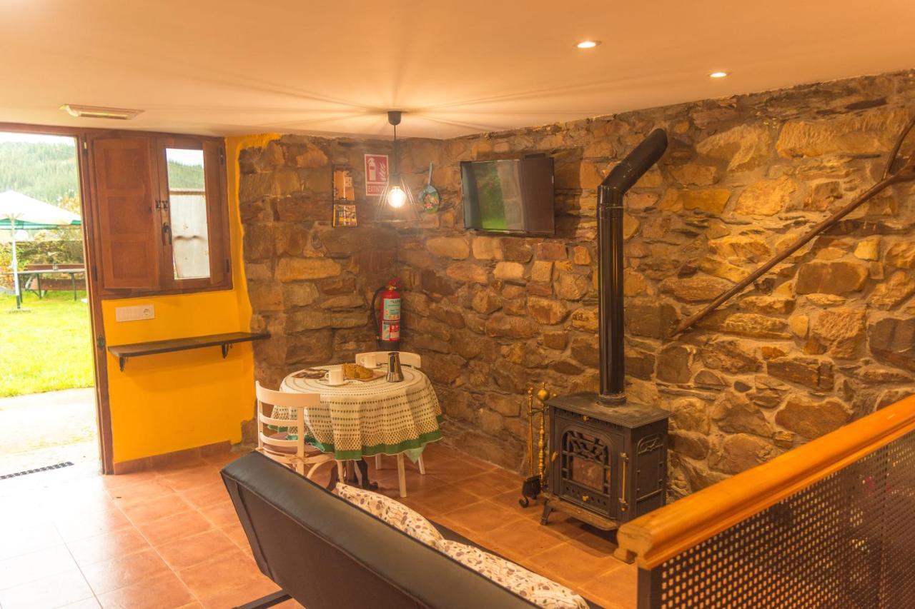 Apartamentos Rurales Tia Vicenta Santa Eulalia de Oscos Luaran gambar